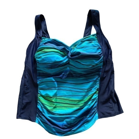 Plus Size Delta Burke Blue Tankini Swimsuit Top Only Size 20W NWT #4876 - Picture 1 of 3